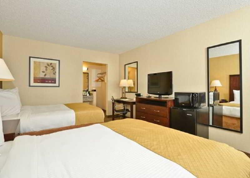 Quality Inn & Suites Огаллала Номер фото